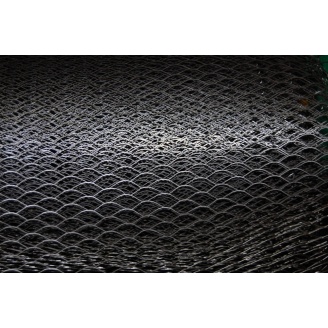 Сетка просечно-вытяжная оцинкованная 0,5 мм 25х60 мм 1х10 м черная
